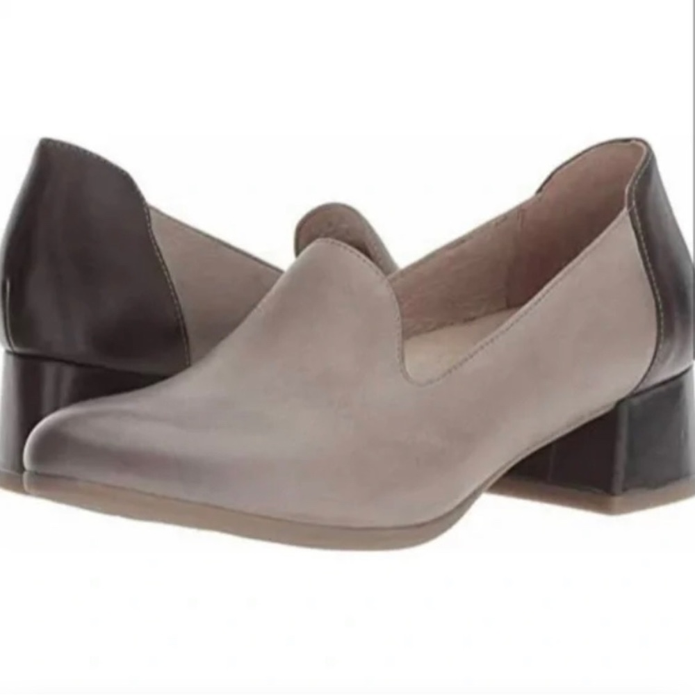 Dansko Preston Loafers in Stone Nubuck Size 40